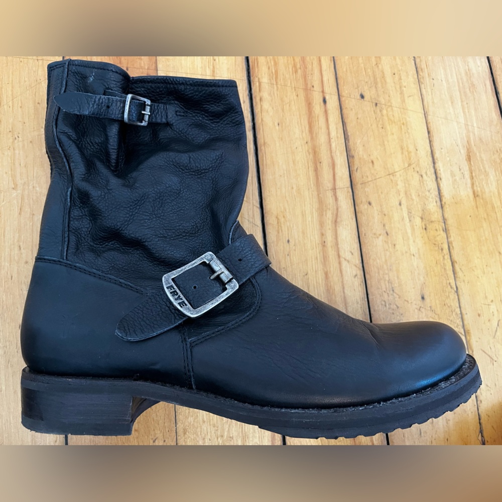 Frye Veronica Black Leather Short Slouch Boots, Size 10